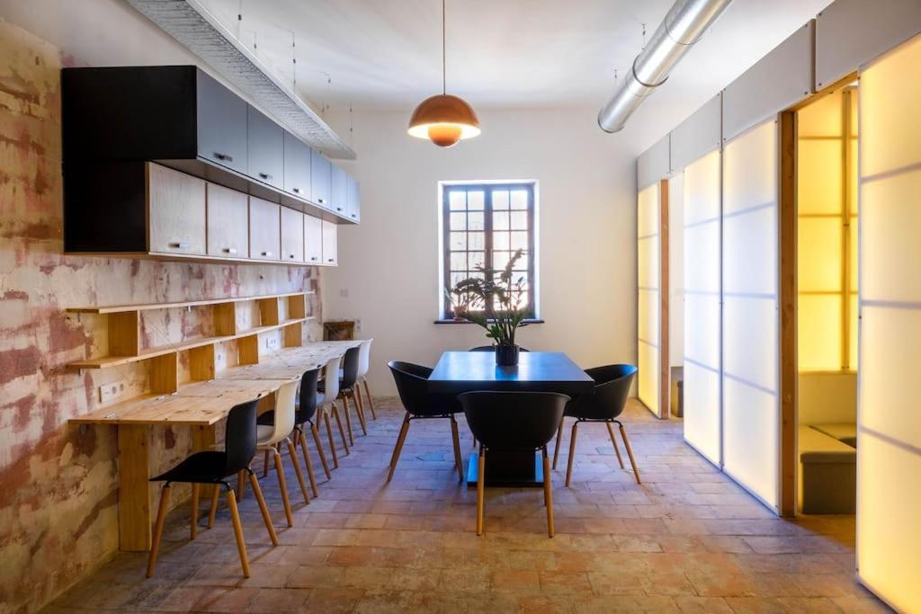 Heart Of Marseille, Loft Atypical & Spacious , Perfect For Couple And Couple With 1 Small Kid, Perfect For 2 Friends Exterior photo